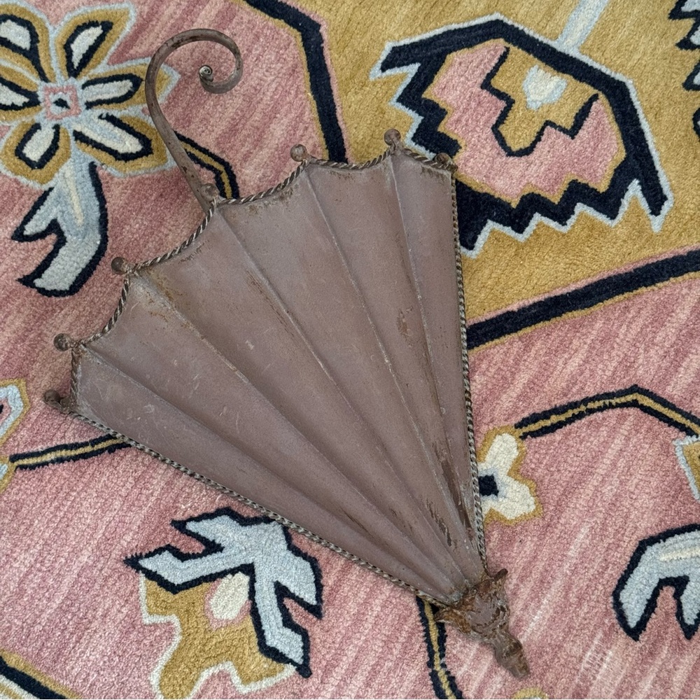 Vintage Metal Fluffed Umbrella Holder Planter Wall Hanging